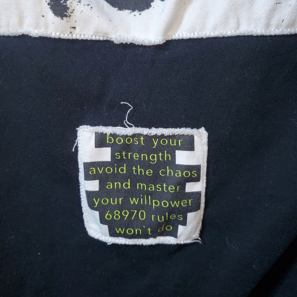 ACT OF VALOUR - Picture 2 of 6